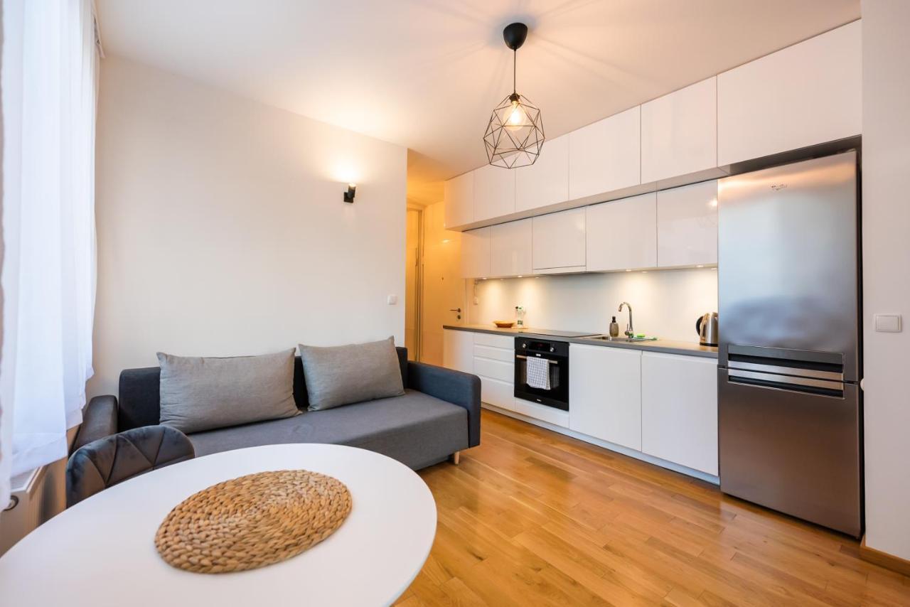 Jaktorowska Comfy Apartment Warschau Buitenkant foto