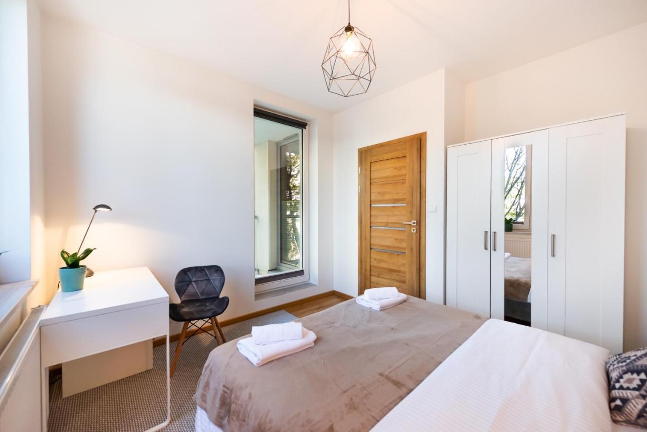Jaktorowska Comfy Apartment Warschau Buitenkant foto