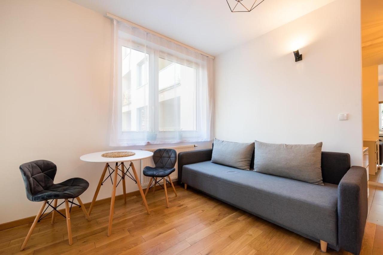 Jaktorowska Comfy Apartment Warschau Buitenkant foto